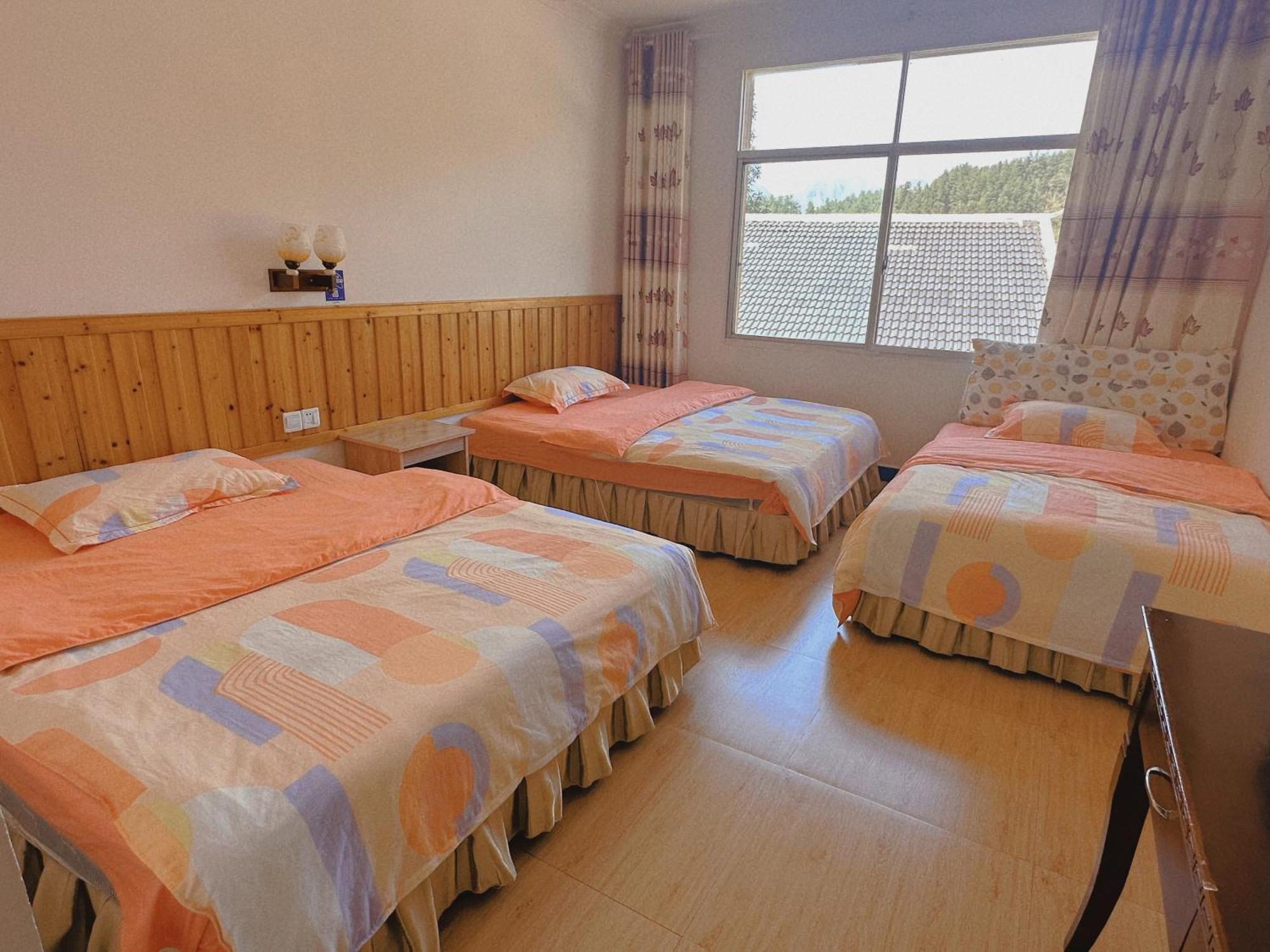 Tongfu Inn Csangcsiacsie Kültér fotó