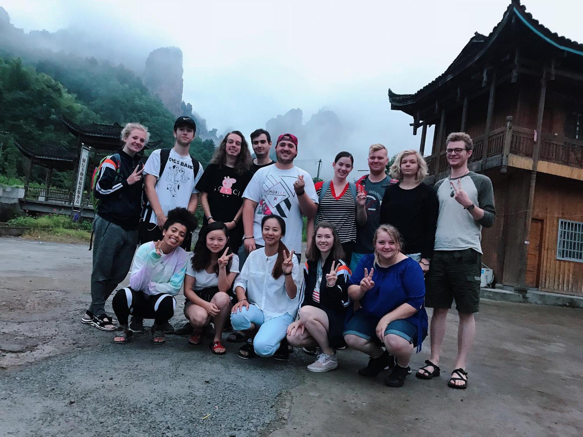 Tongfu Inn Csangcsiacsie Kültér fotó